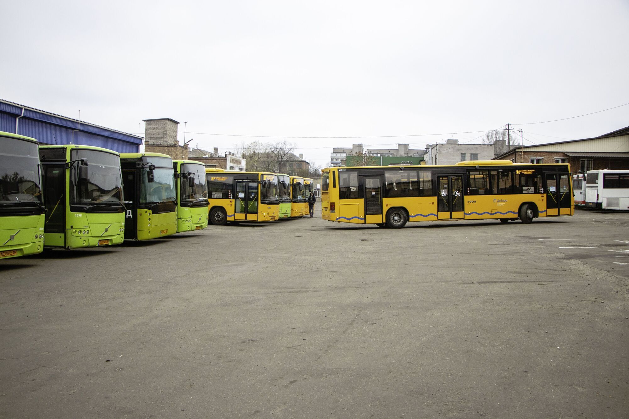 Автобуси великої місткості масово заходять на міські маршрути