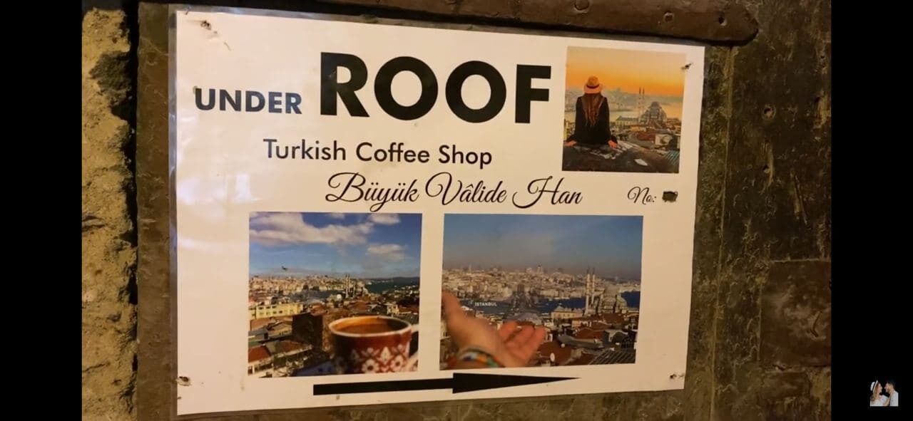 Дах Buyuk Valide Han у Стамбулі