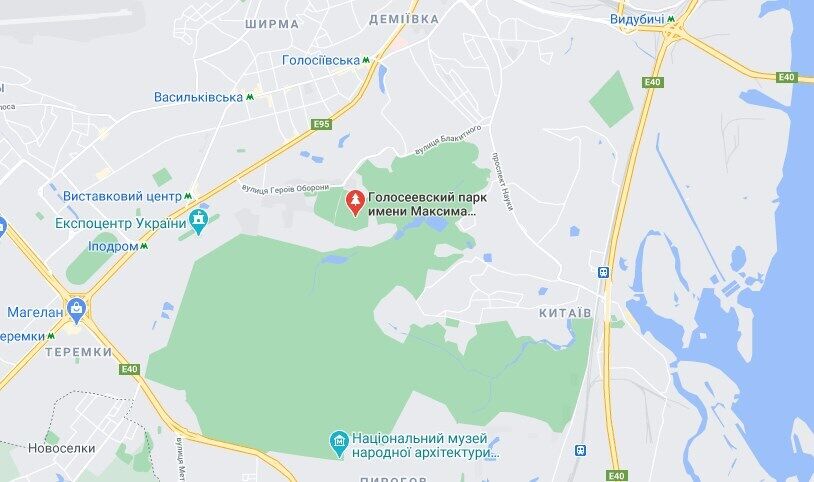 Тело женщины нашли в Голосеевском парке.