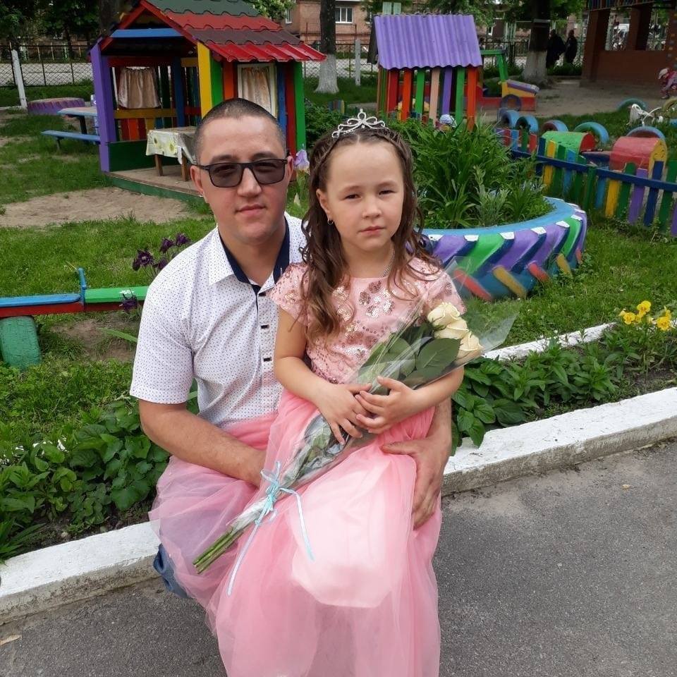 У доньці Таї він душі не чув