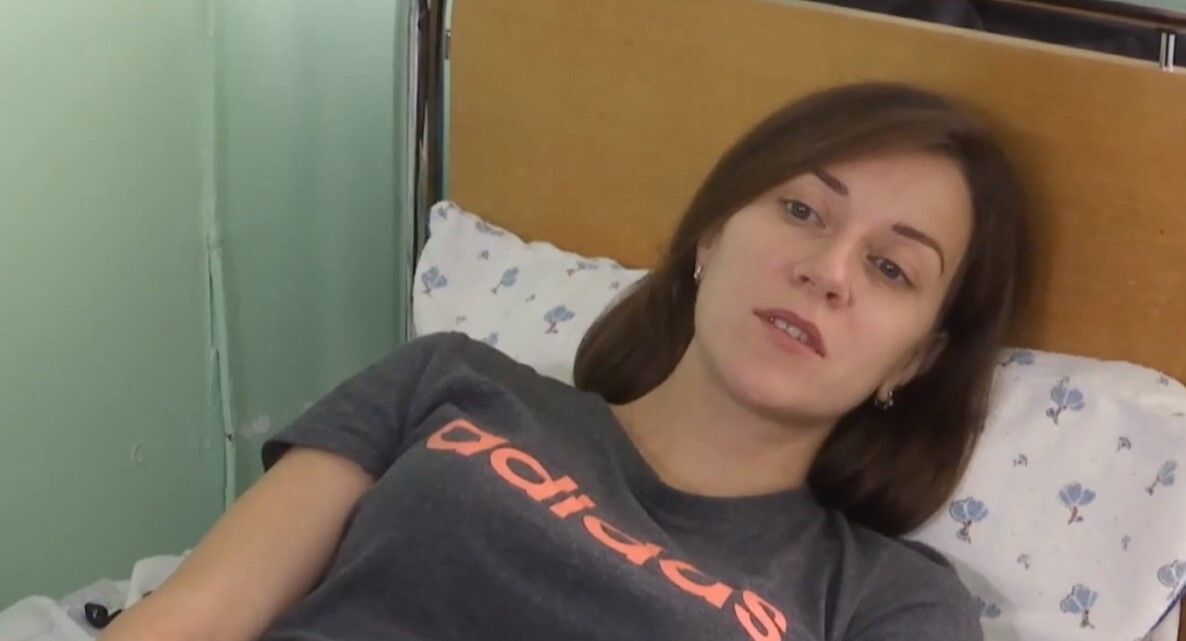 В Житомире пациент избил беременную женщину-врача в ее кабинете
