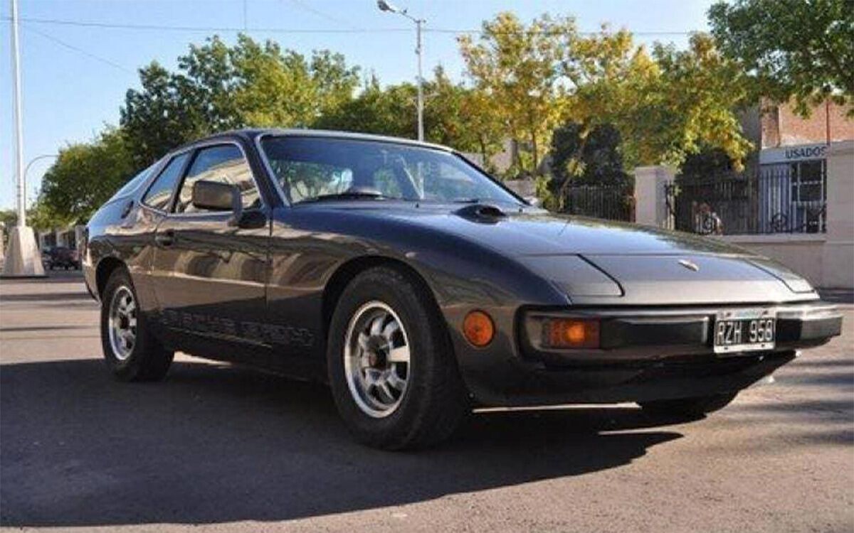 Porsche 924