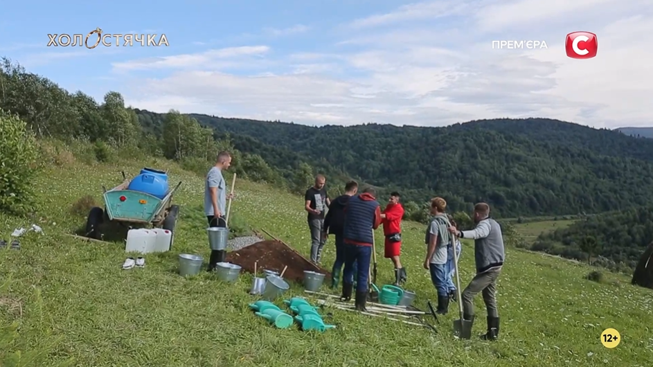 Шостий тиждень шоу "Холостячка" почався з турніру по висадці дерев