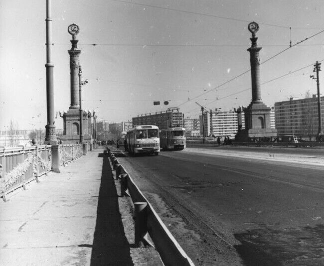 Мост Патона, 1970 год. Трамвайные пути впоследствии были демонтированы