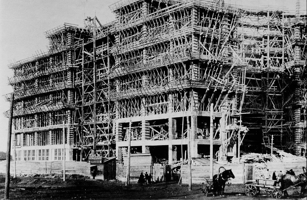 Строительство Госпрома, 1927 год