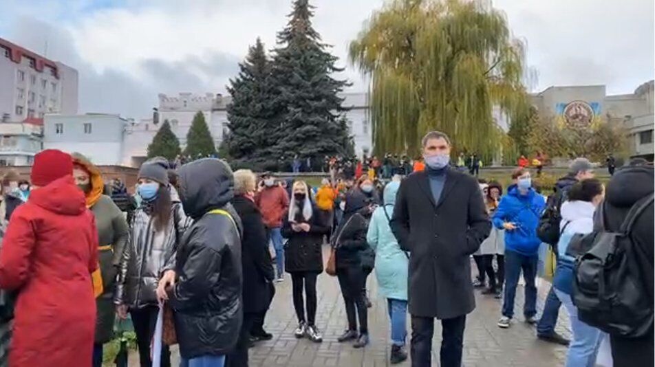 У Сумах підприємці вийшли на акцію протесту проти карантину