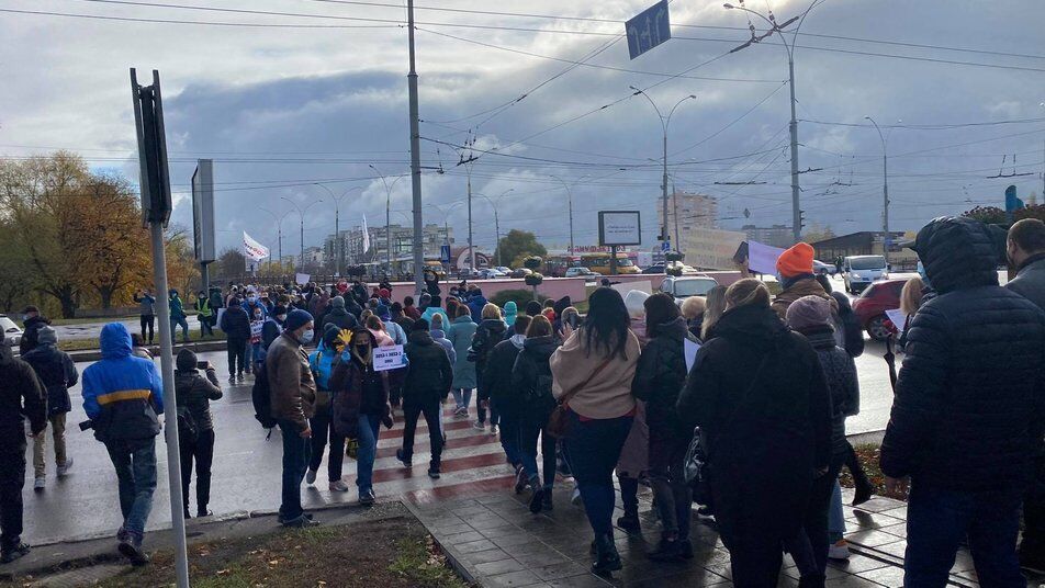У Сумах підприємці вийшли на акцію протесту проти карантину