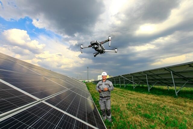 ДТЕК ВДЕ почали перевірку сонячних електростанцій інноваційними розумними дронами