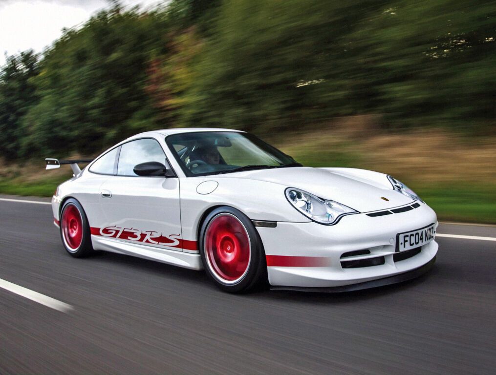 Porsche 911 GT3 RS був лише в білому кольорі