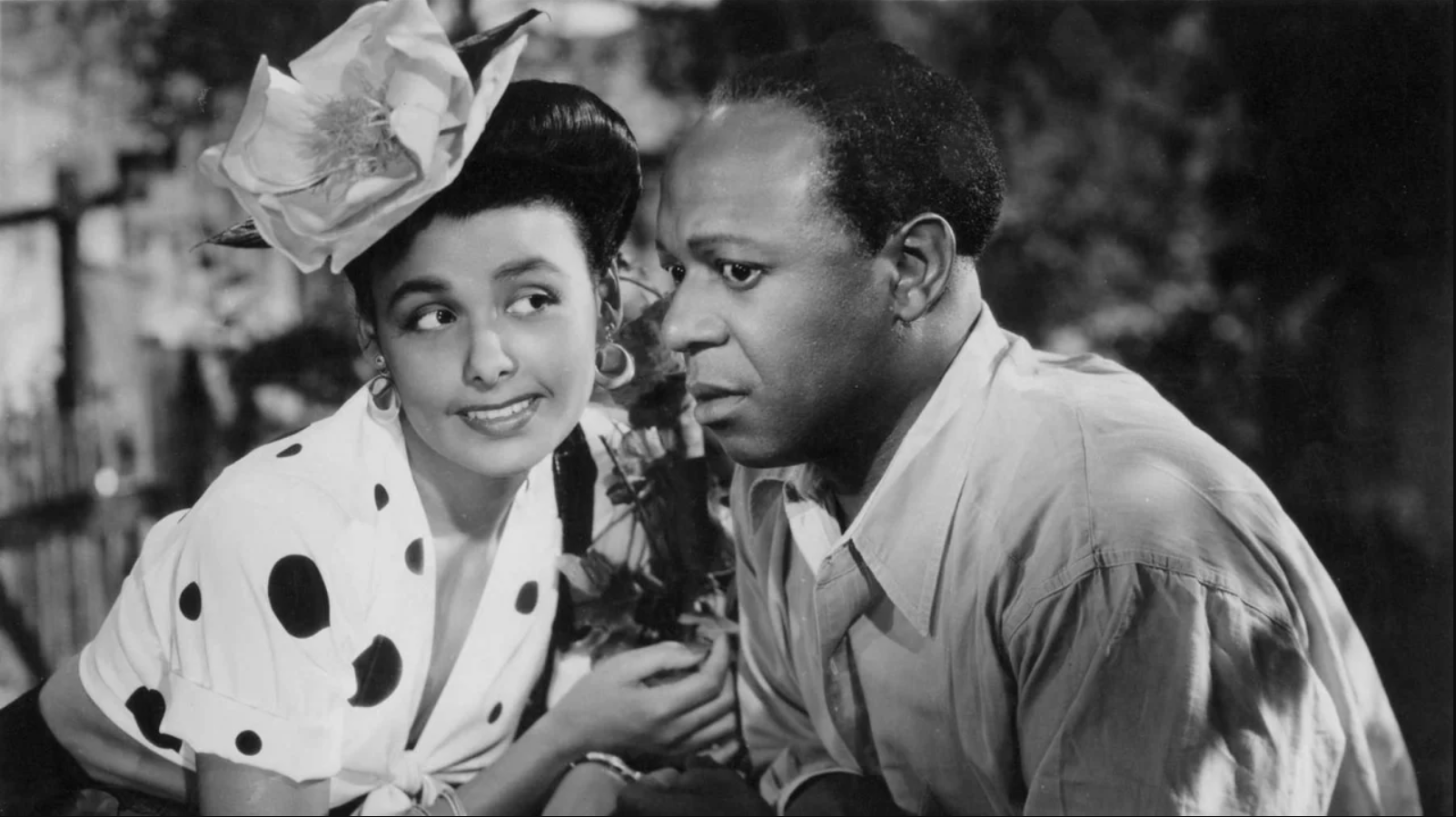 Кадр из фильма "Хижина на небесах"