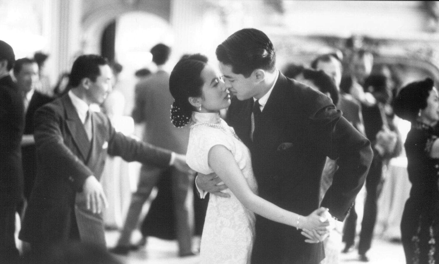 Кадр из фильма "Клуб радости и удачи"