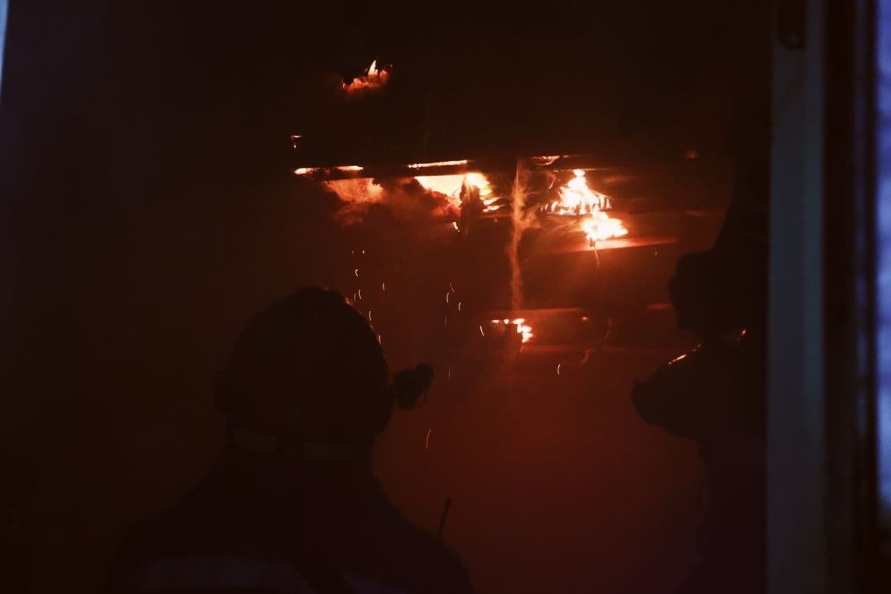 Вогонь у будівлі на проспекті Академіка Палладіна охопив понад 70 кв. м.