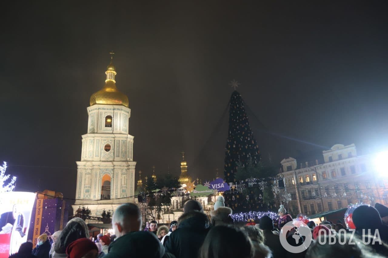 Открытие в Киеве главной елки