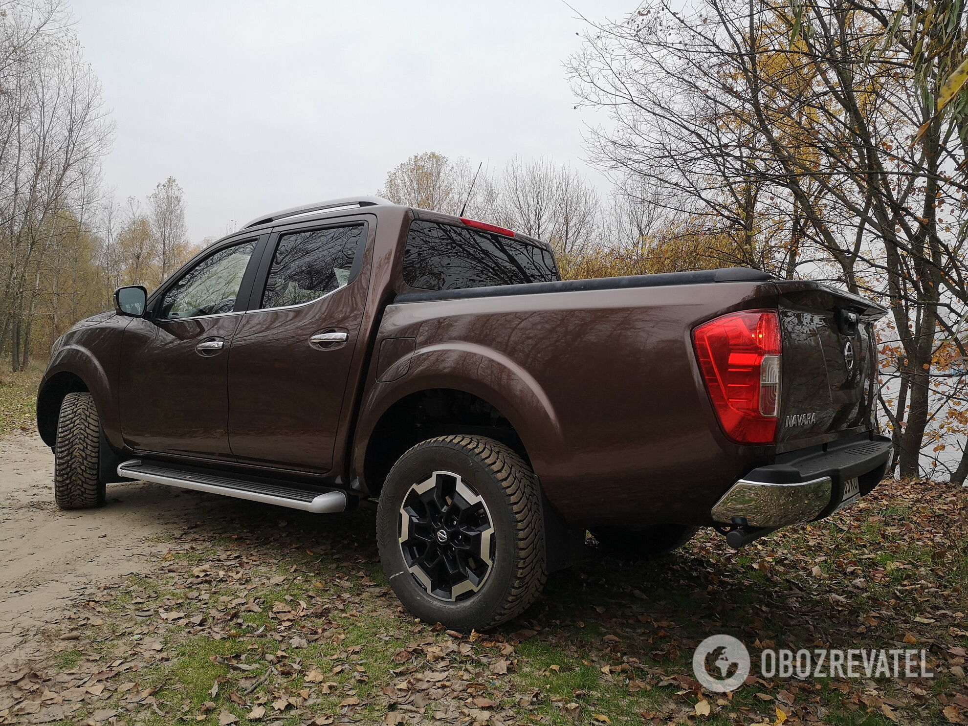 В отличие от конкурентов на Nissan Navara полностью независимая подвеска всех колес