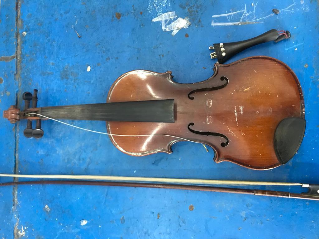 Скрипка виготовлена в 1687 році