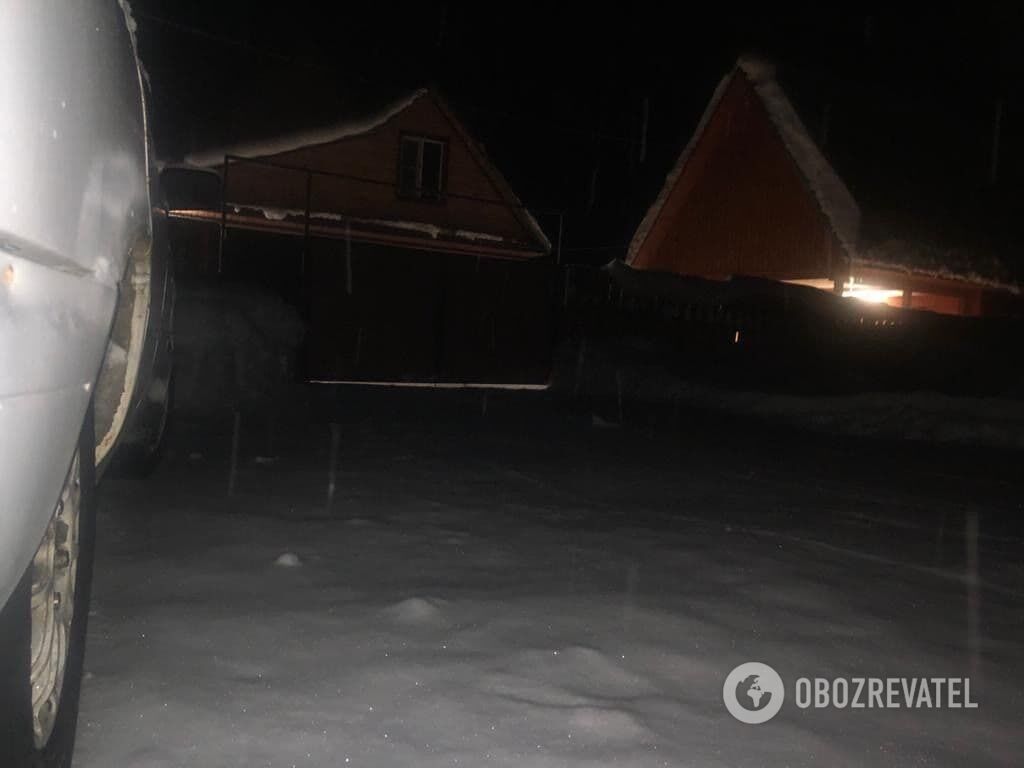 Дом на Алтае, где жил Долгов. Фото сделано во время операции по установке аппаратуры