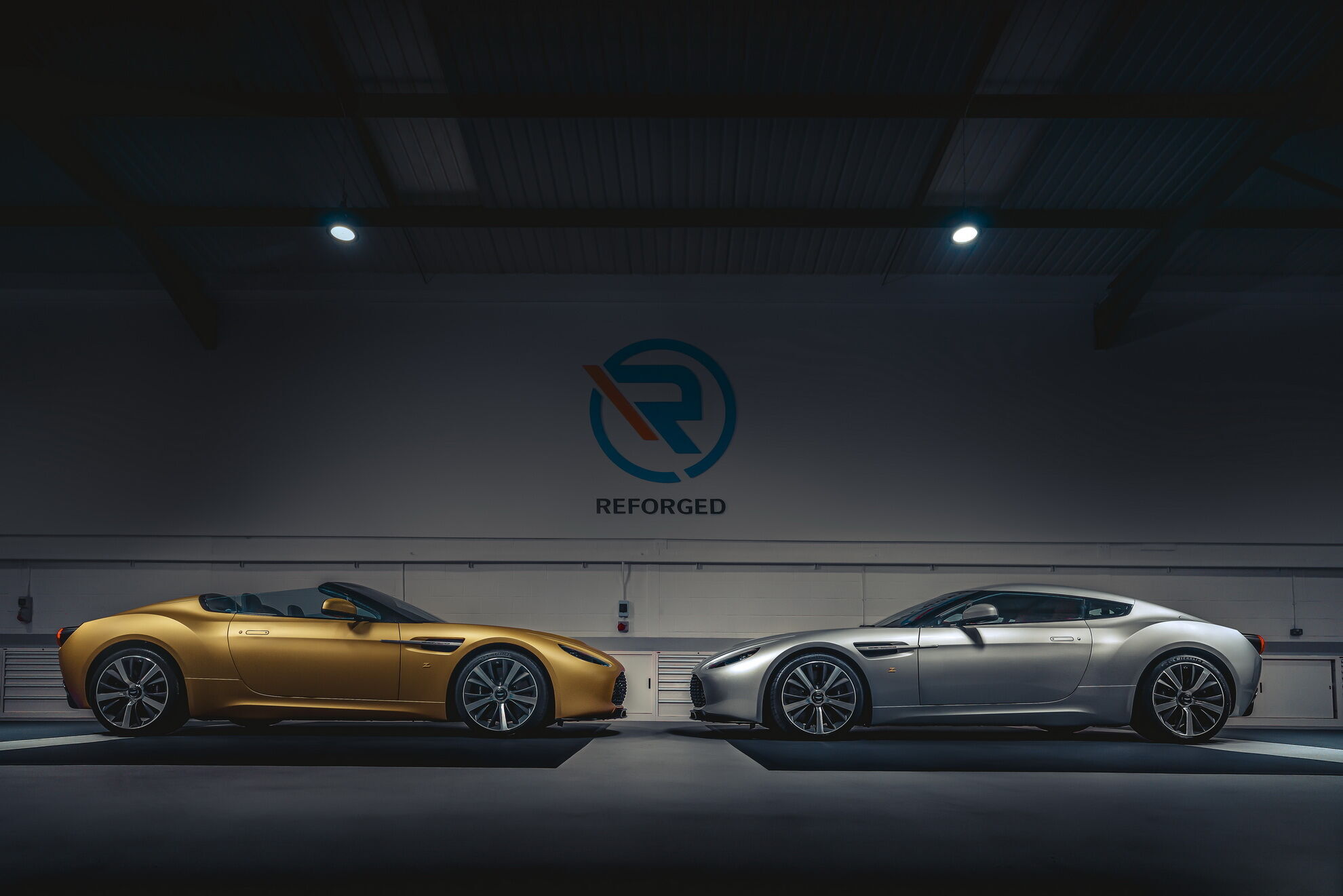 В рамках проекта будет изготовлено 19 пар купе и спидстеров Aston Martin V12 Zagato Heritage TWINS