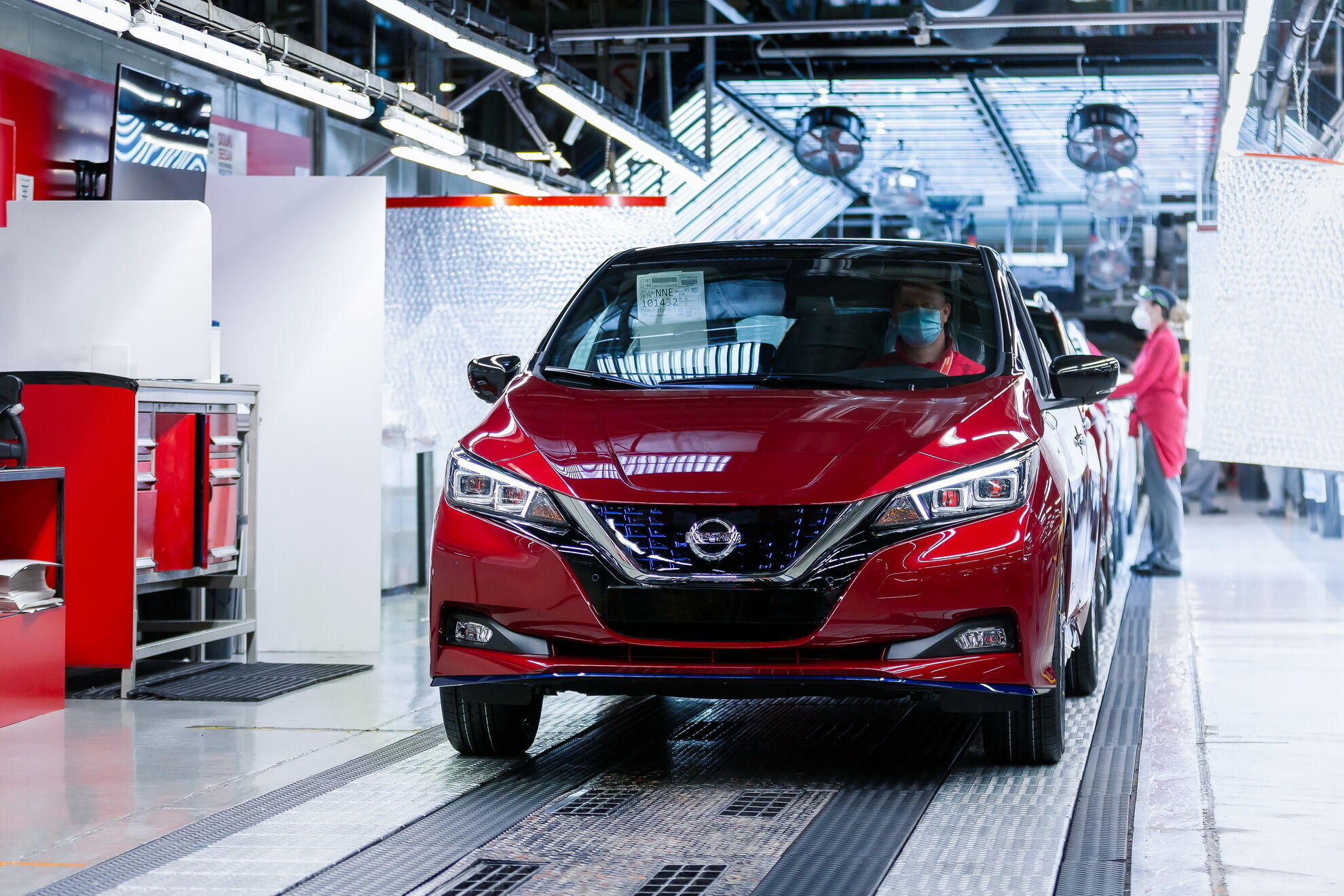 500-тысячный экземпляр Nissan Leaf был изготовлен на заводе компании в Великобритании в августе 2020 года