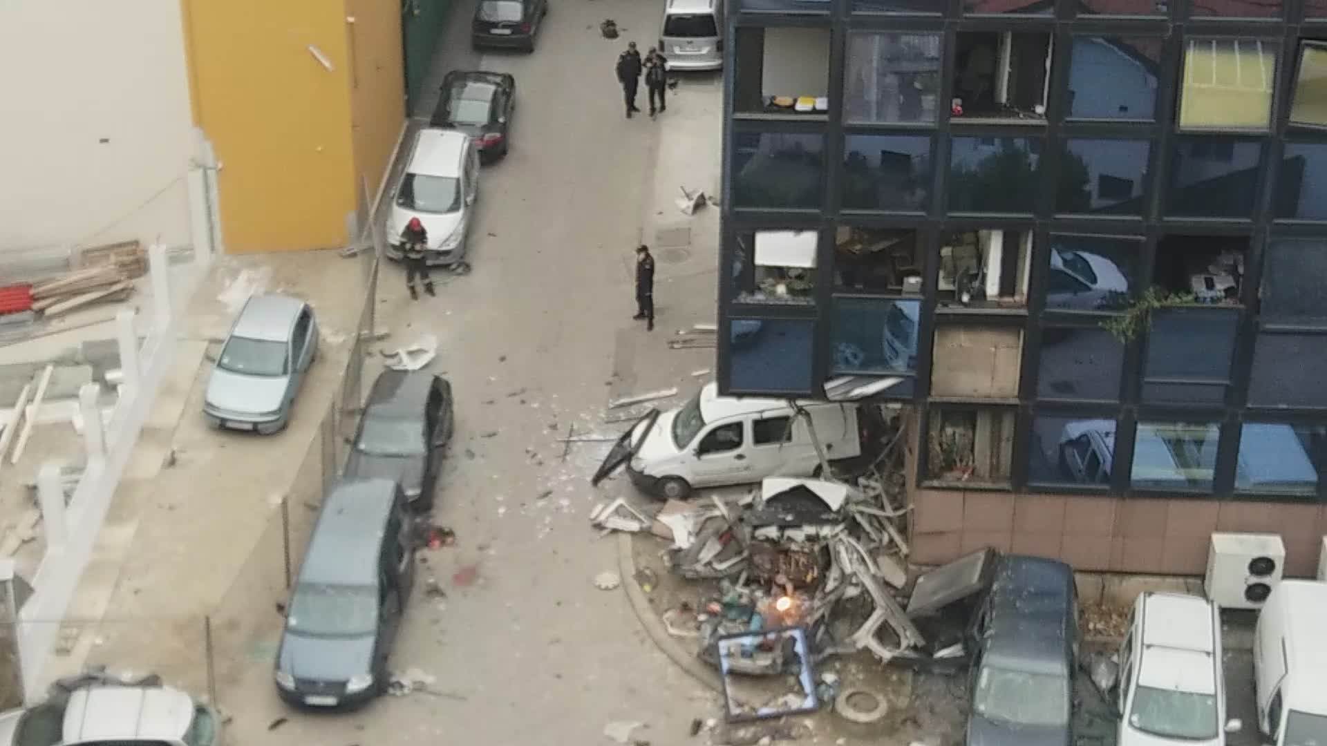 В центре Белграда прогремел взрыв, один человек погиб, двое ранены. Видео и фото
