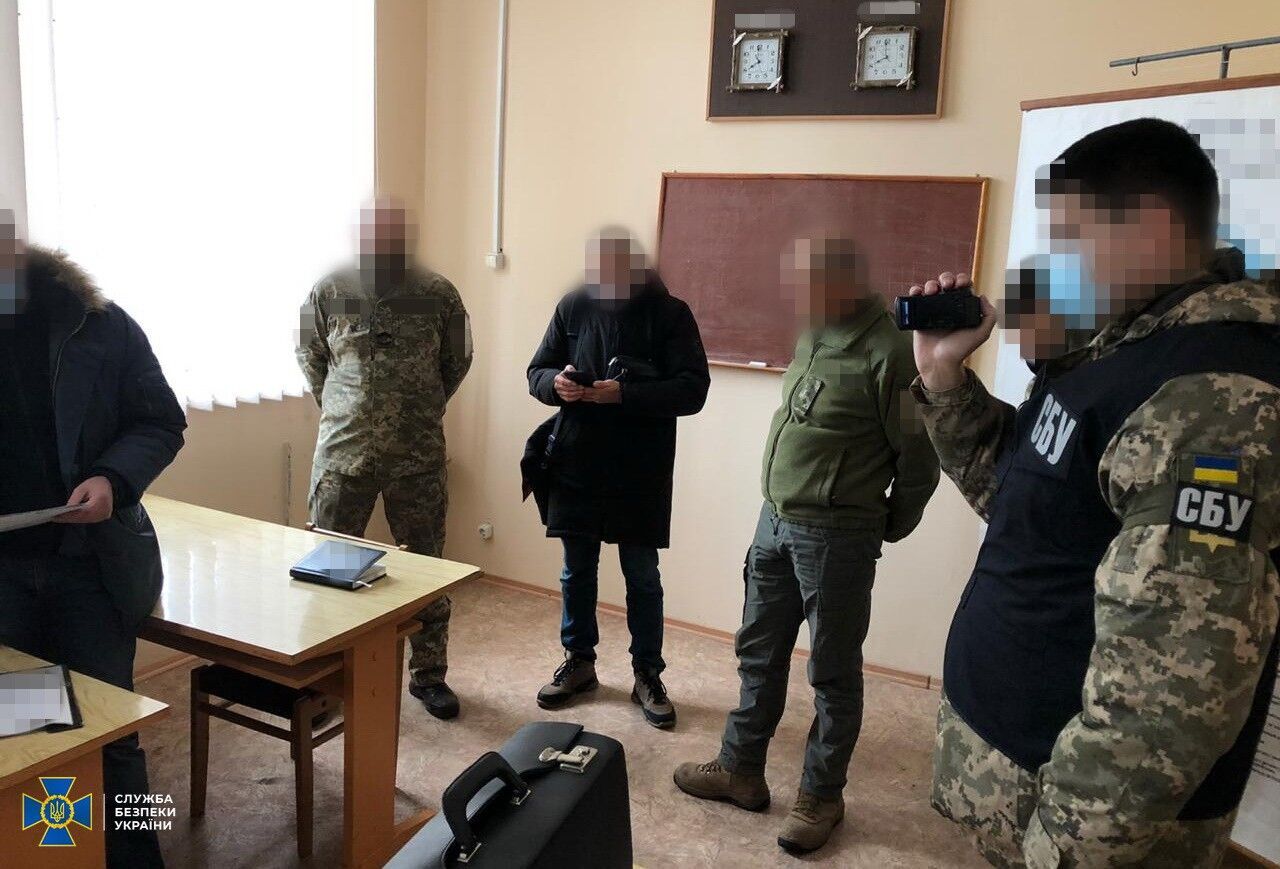 На Полтавщині командування військової частини крали гроші на держзакупівлі