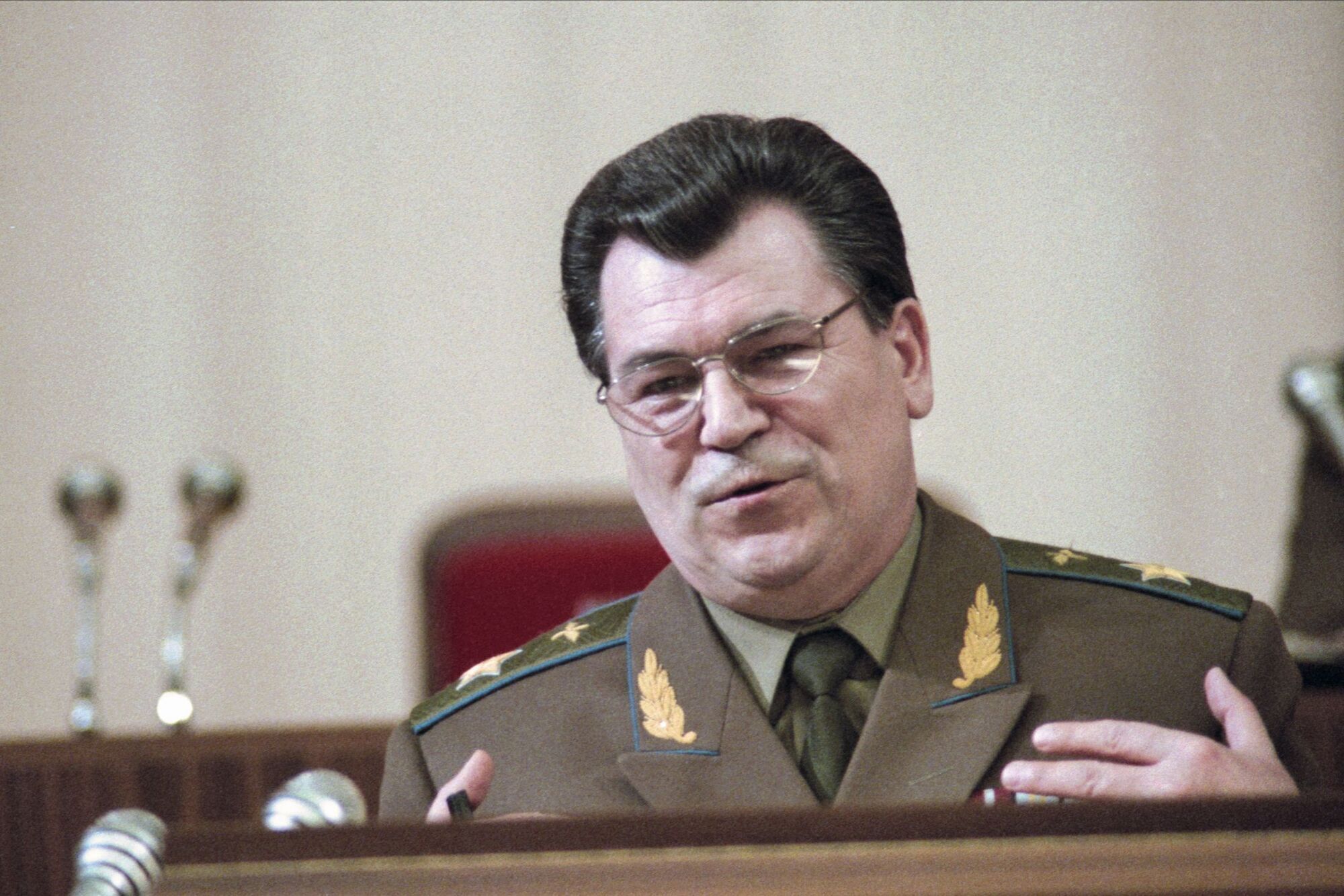 Євген Шапошников