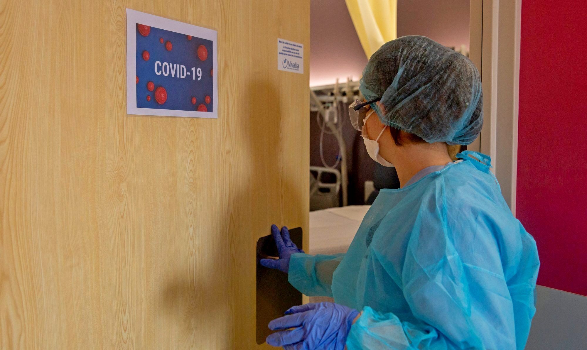 Эпидемия коронавируса в Украине продолжается с марта 2020 года