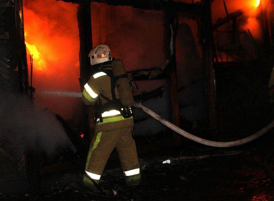 Вогонь в історичній будівлі в центрі Полтави поширився за лічені хвилини.