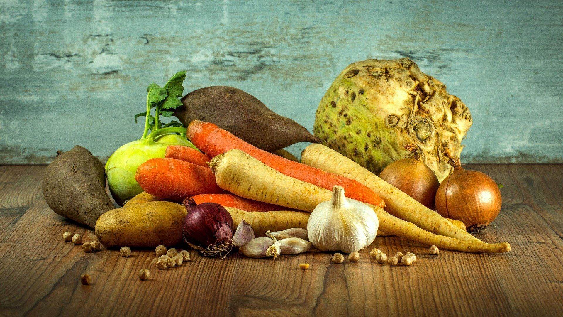 Сезонні овочі можна знайти на ринку