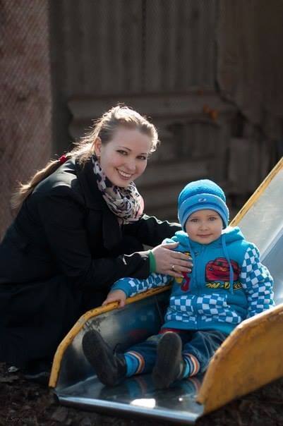 Светлана Сапатинская с ребенком