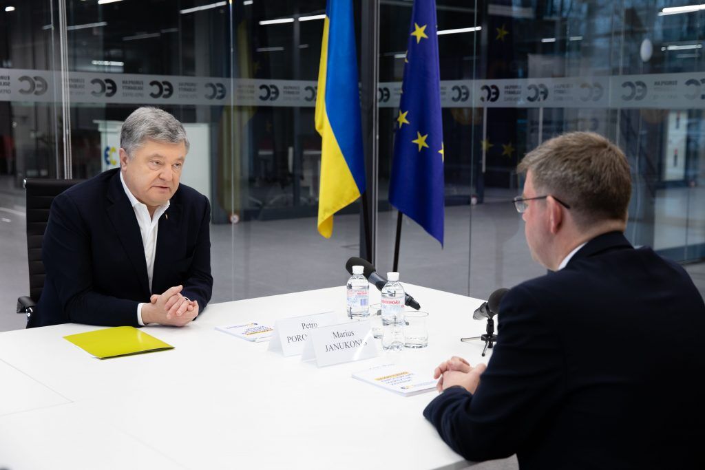 Петро Порошенко провів зустріч із послом Литви в Україні Марюсом Януконісом