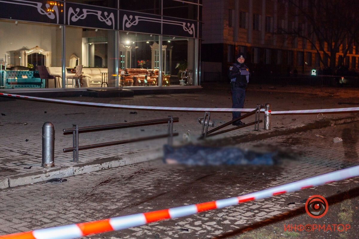 В Днепре на перекрестке сбили людей