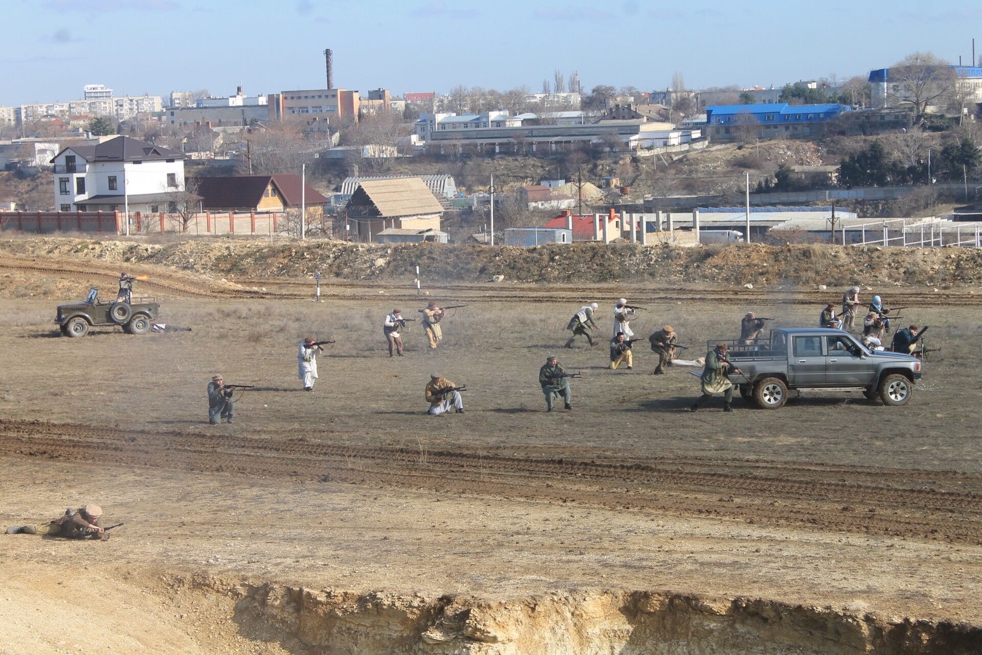 Оккупанты в Крыму устроили реконструкцию "афганских подвигов" перед детьми