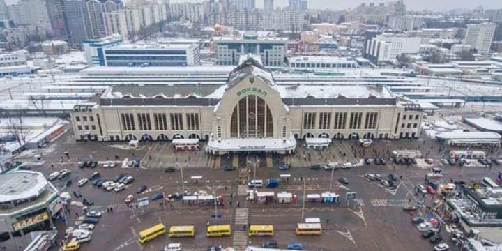 Центральный железнодорожный вокзал в Киеве в современности
