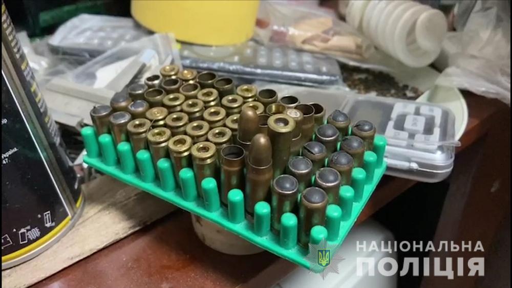 В Одесі знайшли величезний склад зброї з Донбасу