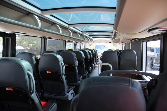 Електричний двоповерховий автобус C10MS від компанії BYD