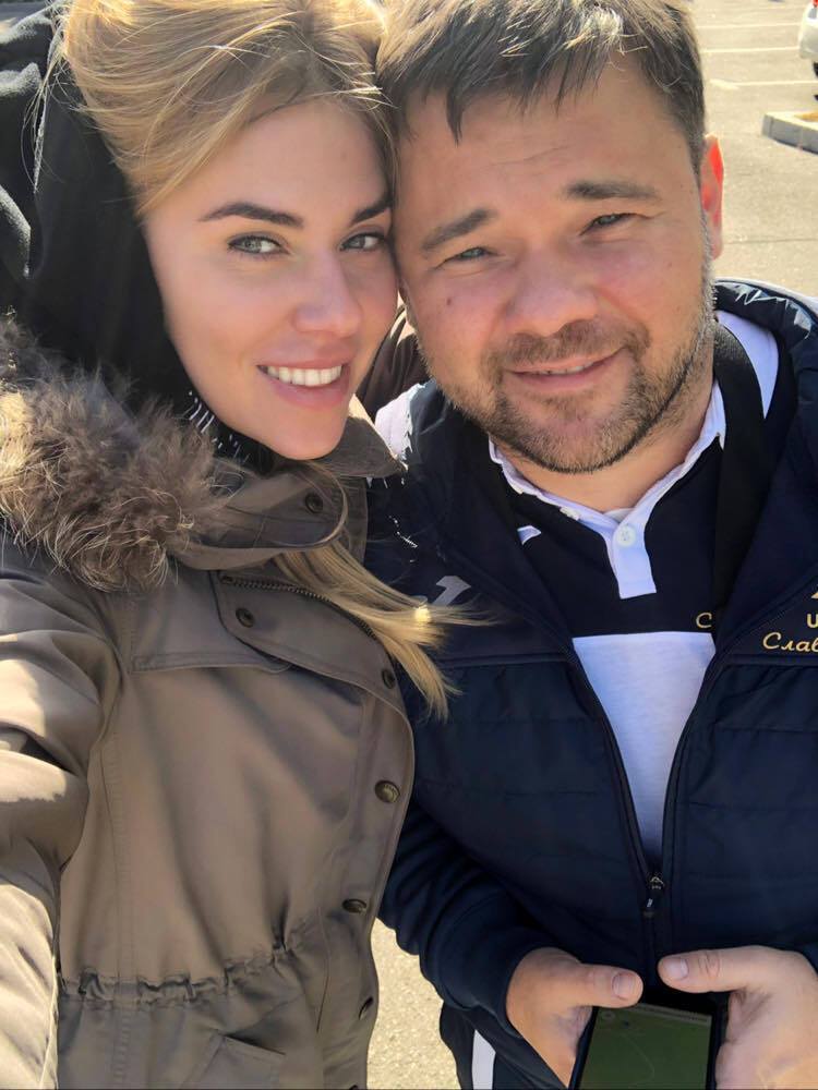 Поїхала з його будинку: ЗМІ дізналися про розрив Богдана з дівчиною