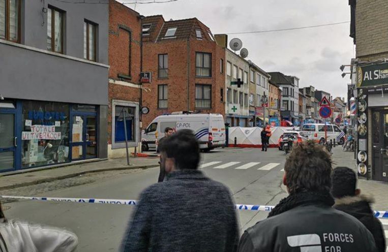 У Бельгії жінка з ножомх напала на перехожих