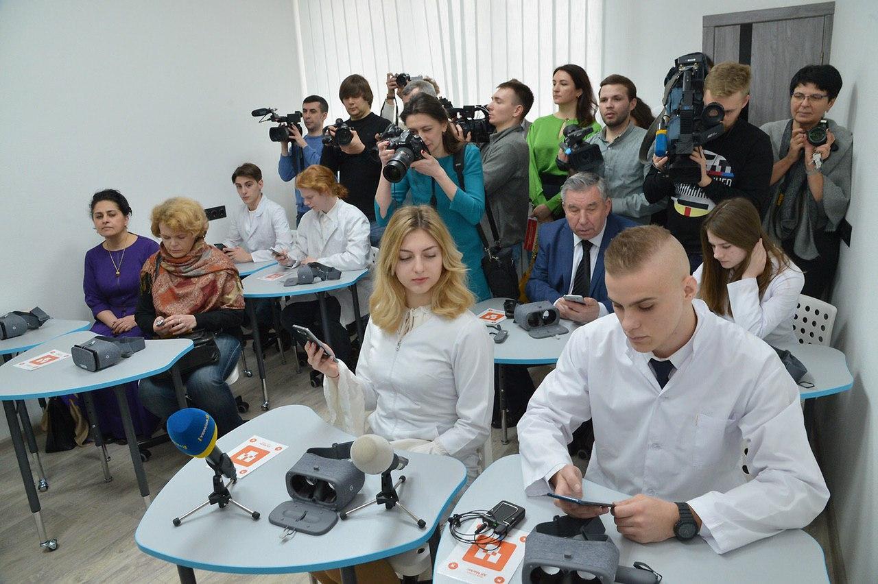 В Украине появилась первая аудитория виртуальной реальности: кто сделал отечественному вузу такой подарок