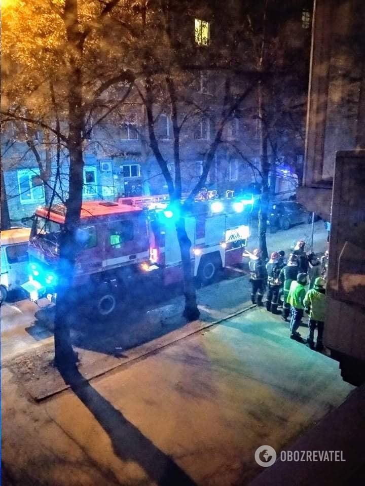 Пожар в Киеве на Мицкевича