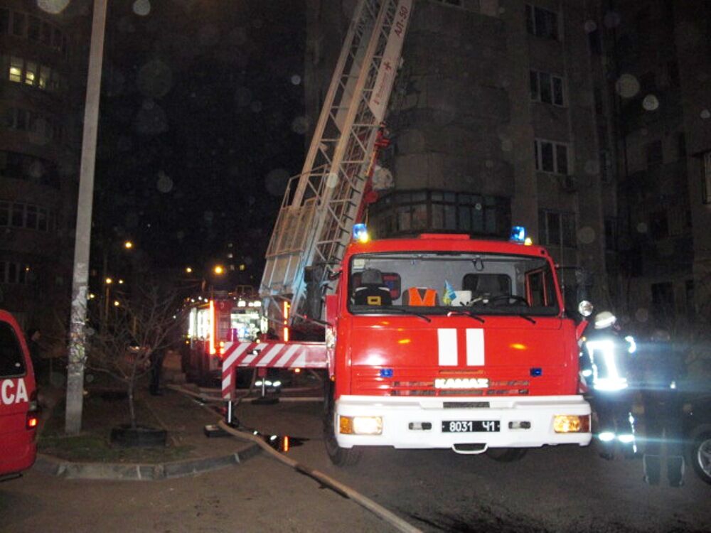 В спальном районе Одессы горела многоэтажка