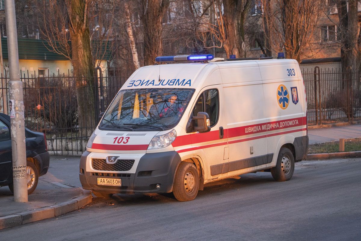 В Киеве в горящем коллекторе нашли три тела