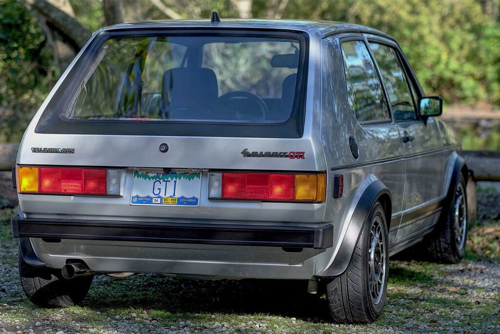 1983 VW Golf GTI недавно відправився до своїх нових власників – парі з Ванкувера