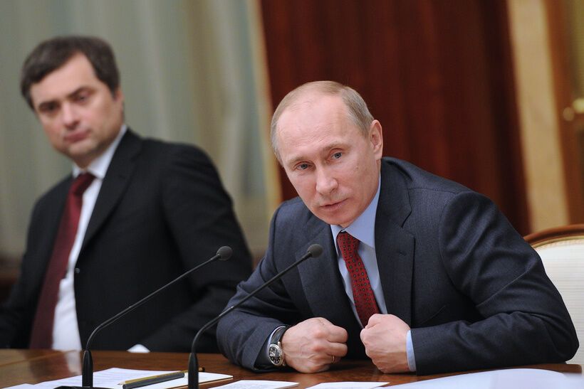 Тука об отставке Суркова: Путин сменил политику по Украине