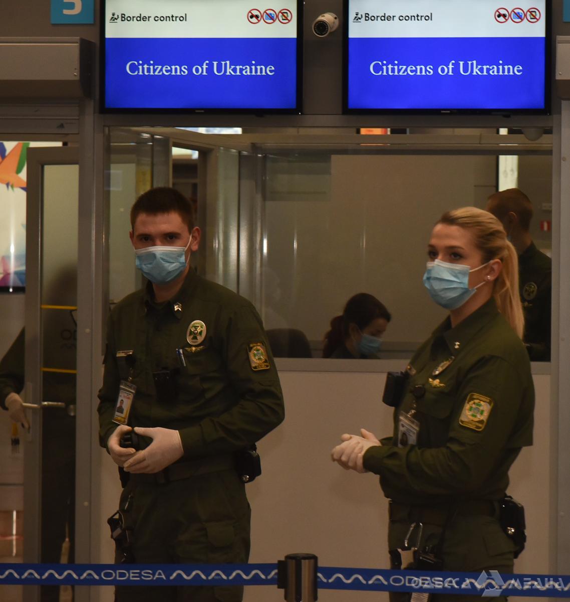 В аэропорту Одессы всех пассажиров начали проверять на коронавирус