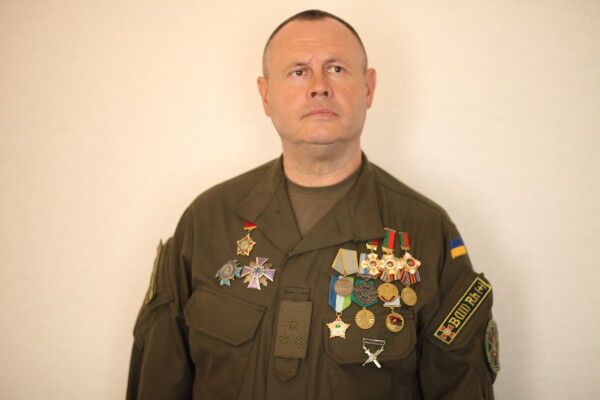 Помер Олександр Голяков