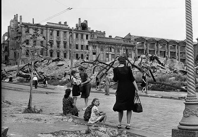 Послевоенный Киев