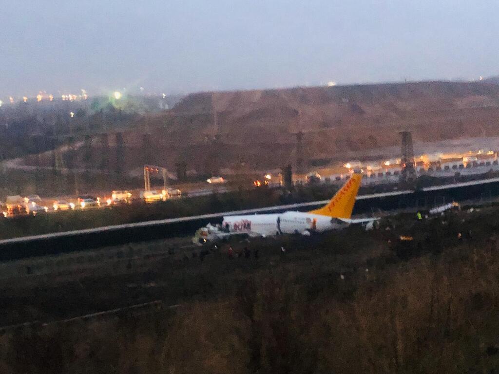 Аварія літака в аеропорту Стамбула