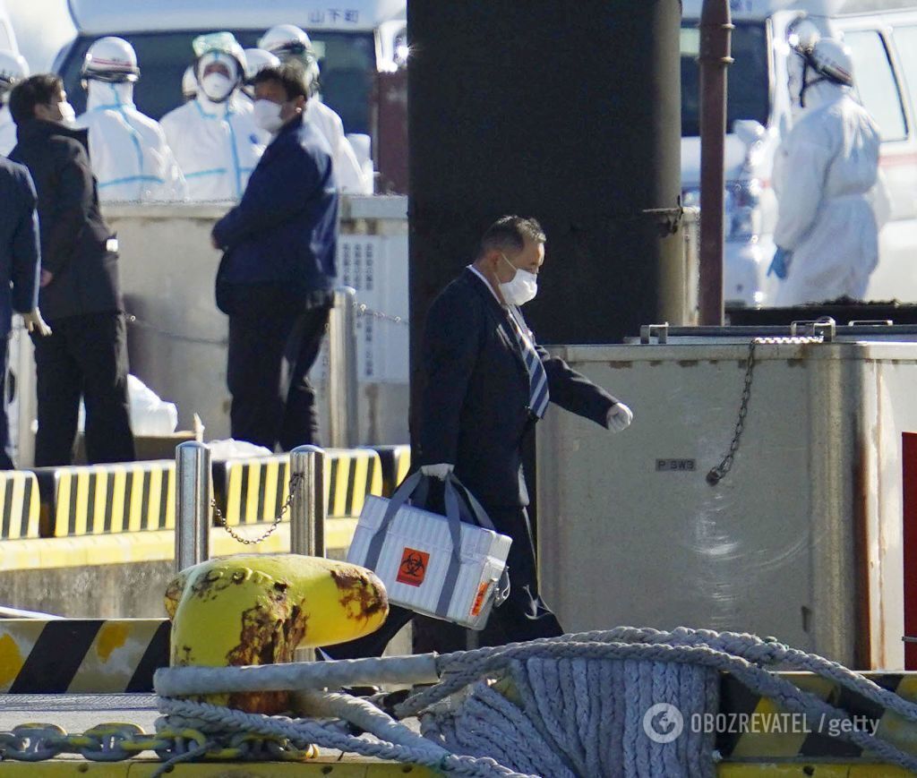 На борту заблокированного в Японии лайнера – 20 украинцев