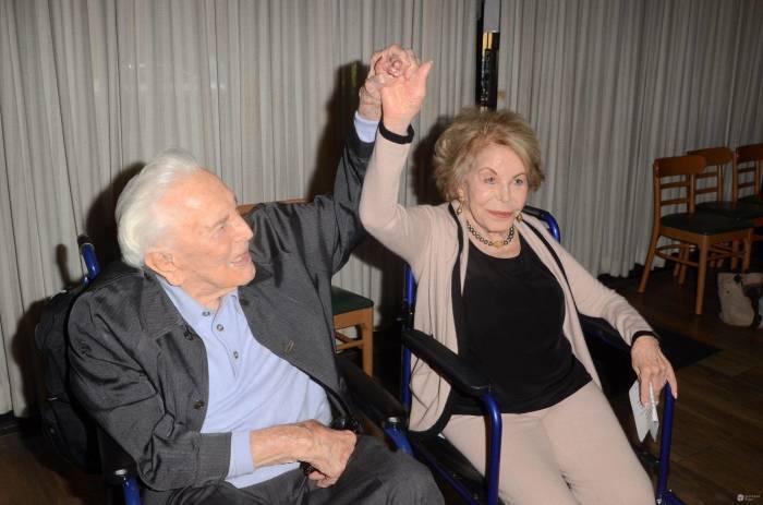 Кирк Дуглас и Энн Байденс