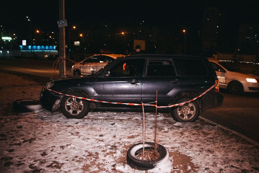 В Киеве пьяный водитель устроил "гонки" на угнанном авто